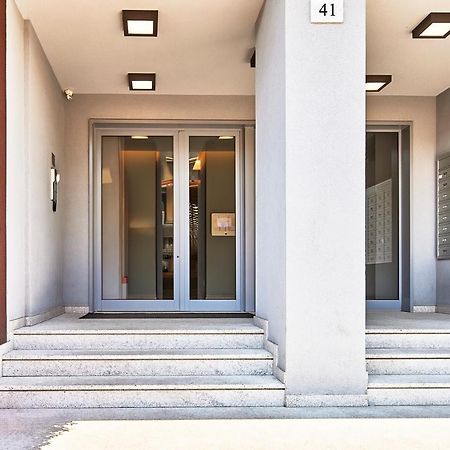 Monviso Modern - Exclusive Apartment ميلان المظهر الخارجي الصورة