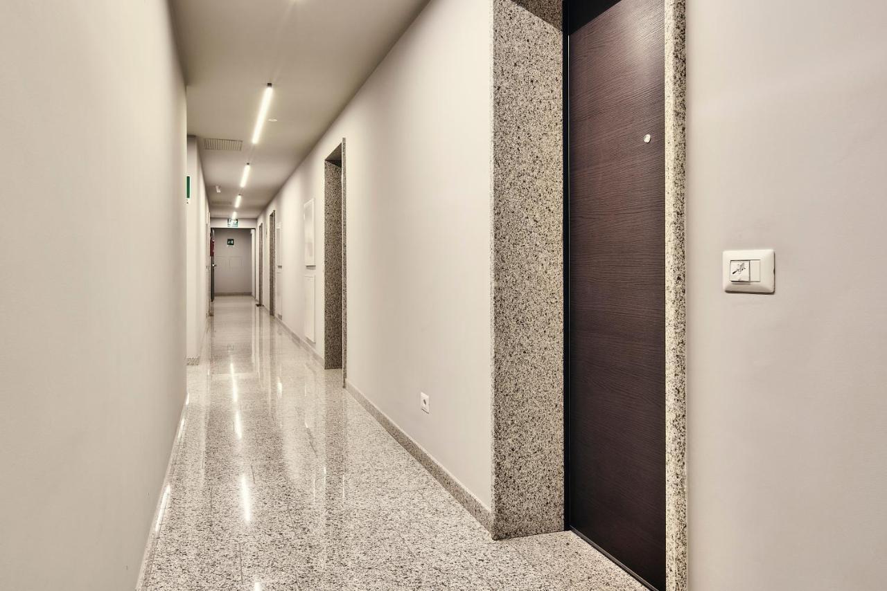 Monviso Modern - Exclusive Apartment ميلان المظهر الخارجي الصورة